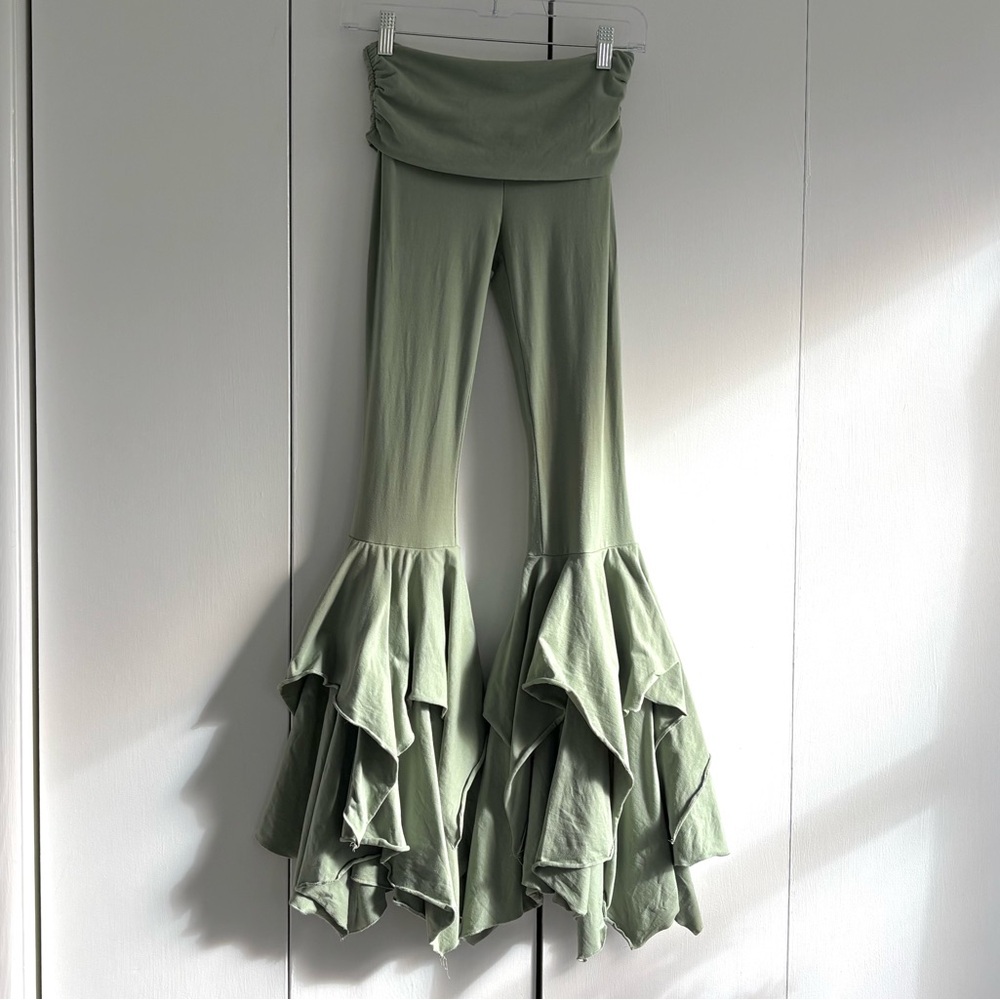 Dolls Kill Current Mood F is for Faries Fairy Ruffle Stretch Pant Size XS